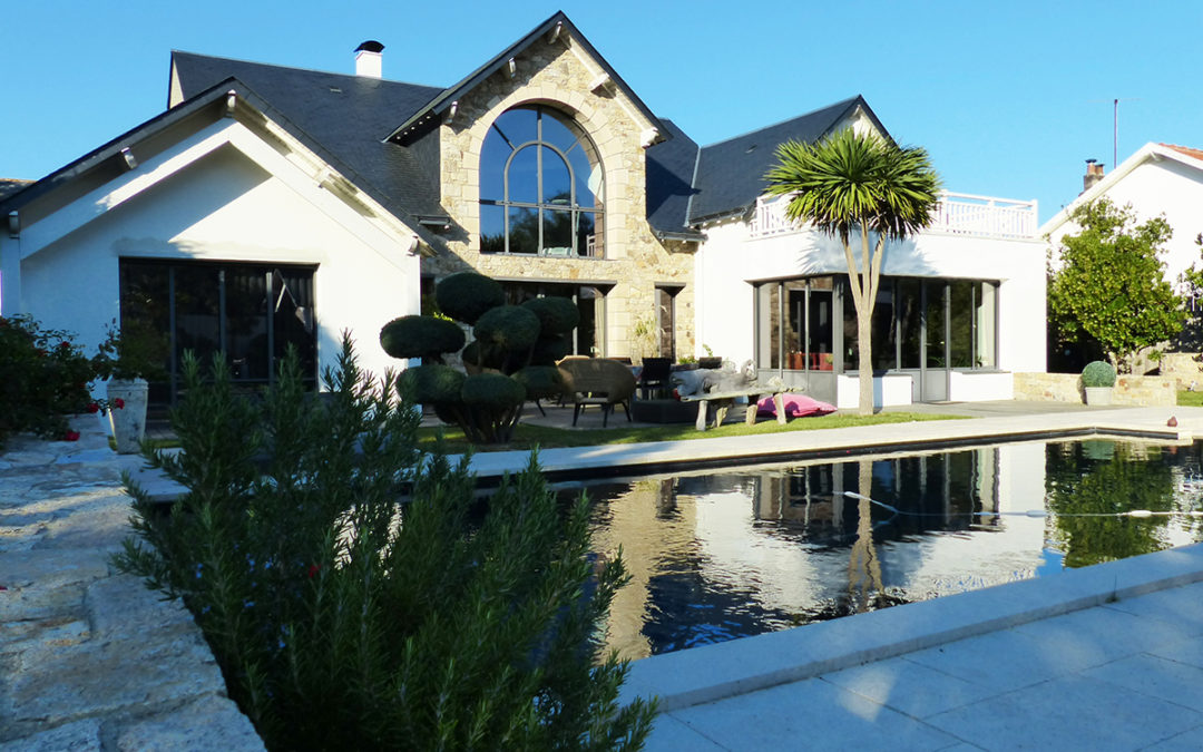 Villa de bord de mer, pool house et cuisine extérieure / Pornichet – 44